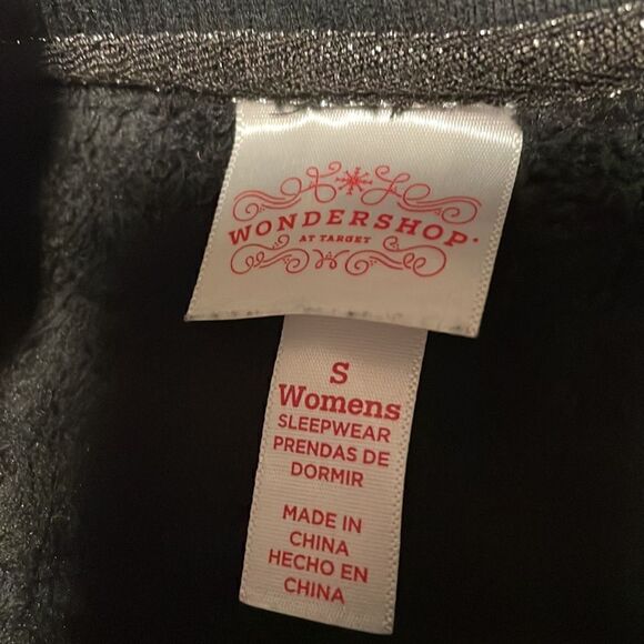 Wondershop at Target black plush lounge pajama top “FEELING FESTIVE” size Small - Picture 7 of 8